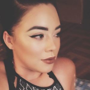 Meet your Posher, Alicia